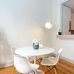 Διαμέρισμα Baixa Charming *