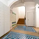 Baixa Charming Διαμέρισμα *