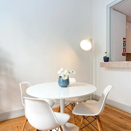 Apartman Baixa Charming *
