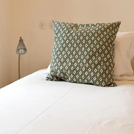 Baixa Charming Apartman *